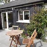 Cosy Near Lough Hyne *