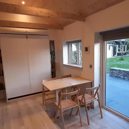 Cosy Near Lough Hyne Chalet